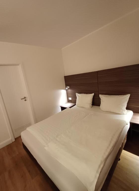 Hotel Ariana Koeln Exteriér fotografie